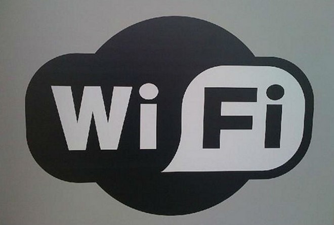 Wifi ở Hàn Quốc được phủ sóng miễn phí khắp mọi nơi. 