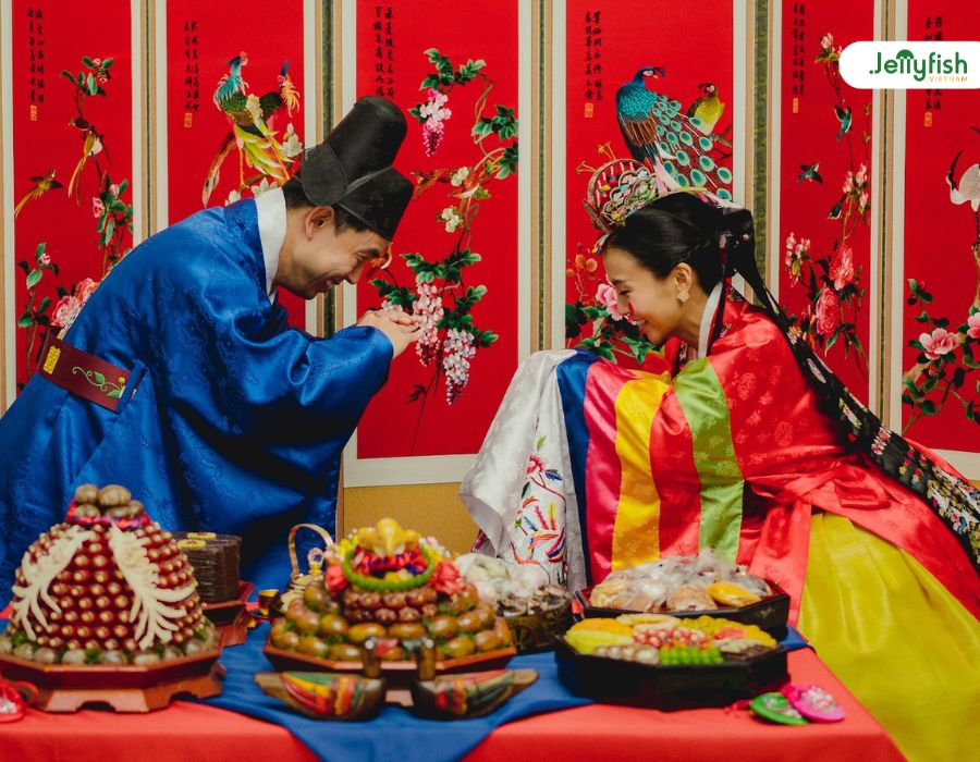 Hanbok đám cưới truyền thống của Hàn Quốc